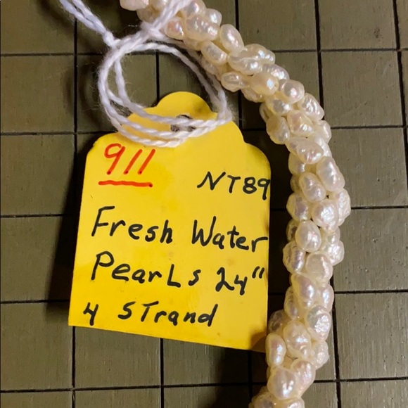 24” four strand of fresh water pearls - Picture 3 of 4